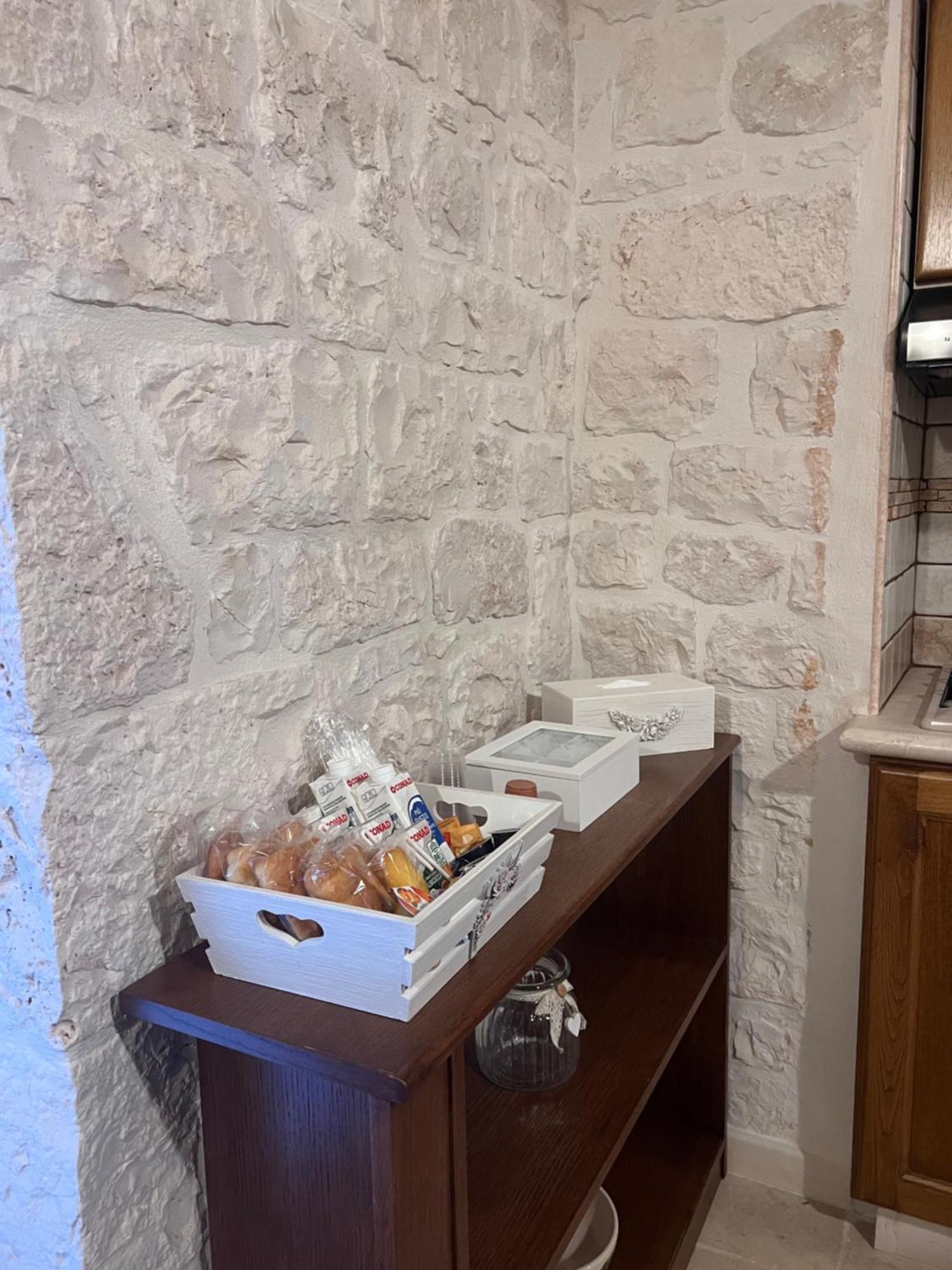 普利亚区特鲁利度假屋 阿尔贝罗贝洛 外观 照片